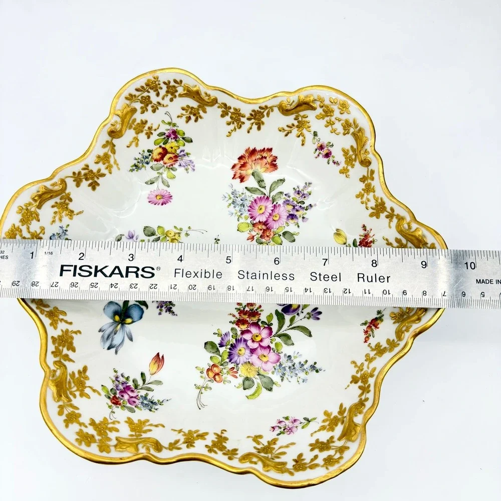 Centerpiece Footed Bowl Porcelain Rococo Gold Gilt Hand Painted Floral 9.5